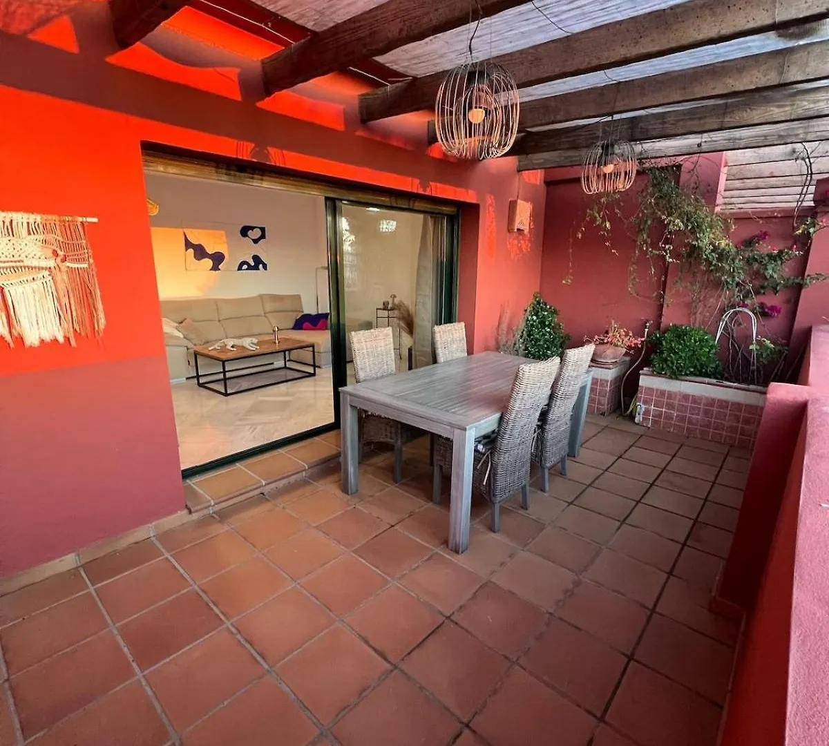 마닐바 Seaview 2 Beds, La Colina Duquesa 아파트 0*,  스페인